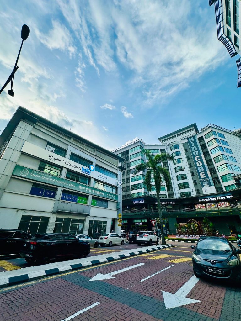 another angle of the Dental Clinic Solaris Mont Kiara building
